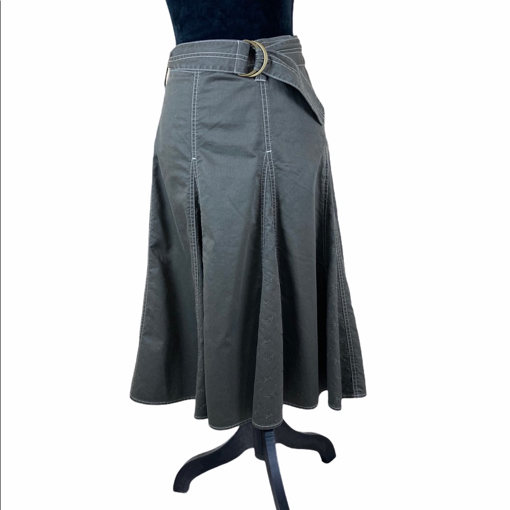Zozo NWOT army green skirt